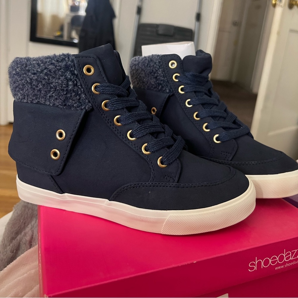 Navy shoes